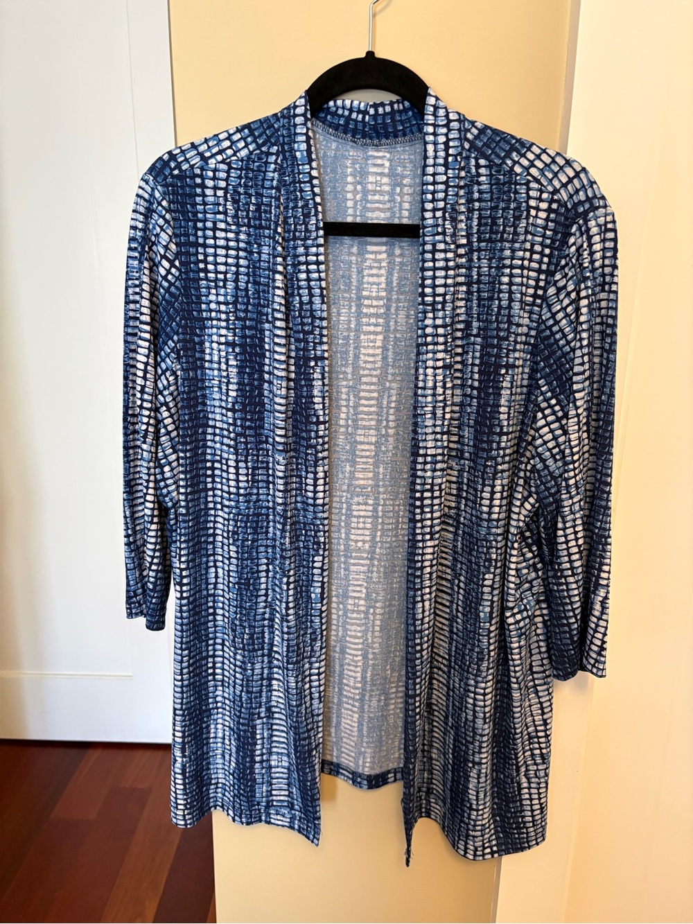 Blue & White Patterned Open Cardigan